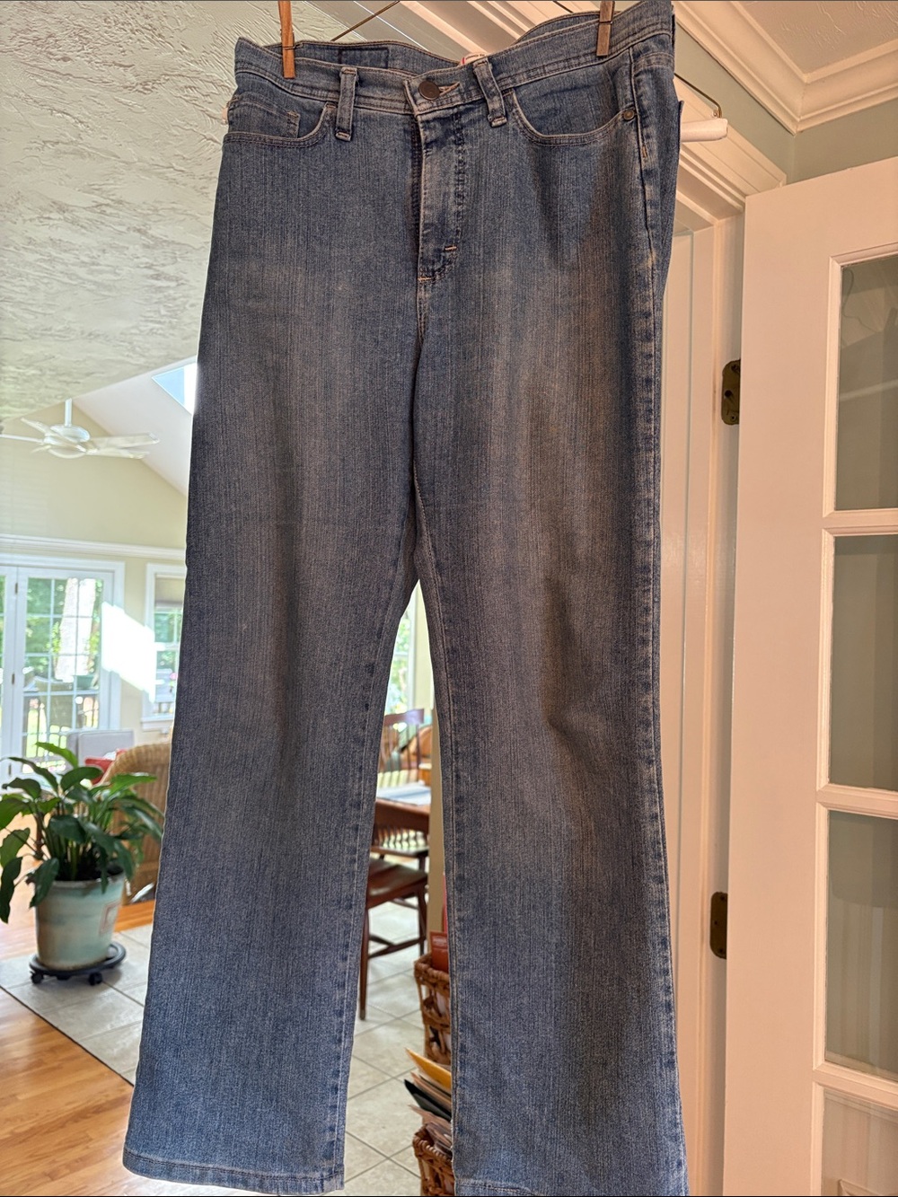Lee Women's Straight-Leg Blue Jeans